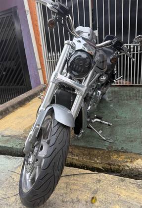 HARLEY-DAVIDSON V-ROD 10TH ANNIVERSARY EDITION 